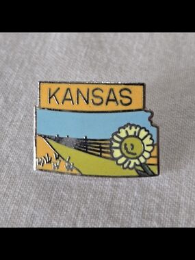 Vintage Kansas Sunflower Enamel Lapel Pin - MAFCO